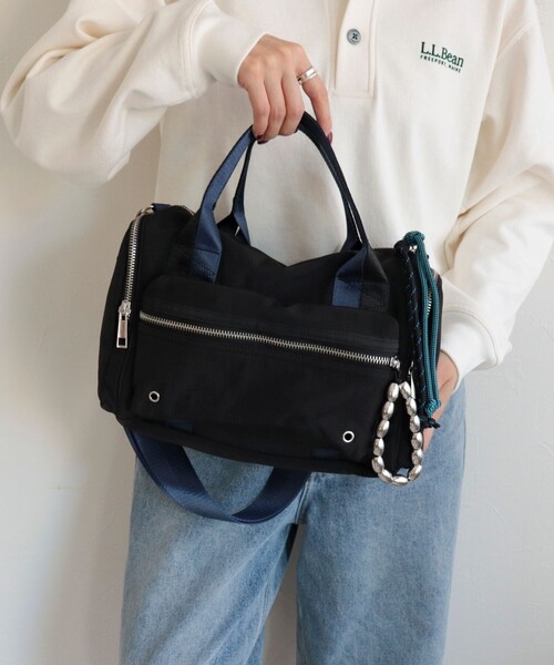 fredy emue（フレディエミュ）の「【CONTROL FREAK/コントロールフリーク】ミリタリーチャームボストンバッグ（ショルダーバッグ・レディース・オリーブ/ブラック・FREE）」の7枚目の写真