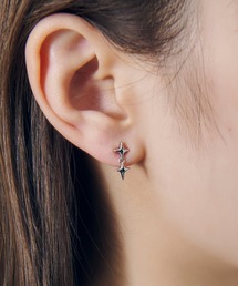 ダブル トィンクル ピアス