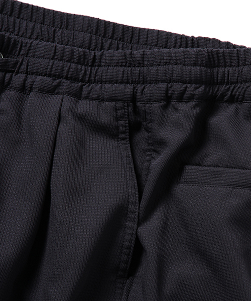 B:MING by BEAMS（ビーミングバイビームス）の「【Begin5月号掲載】【Smart5月号掲載】ビーミング by ビームス / ”Dot Air（TM）”パッカブルアンクルパンツ（その他パンツ・メンズ・ネイビー/ブラック・LARGE/MEDIUM/SMALL）」の10枚目の写真