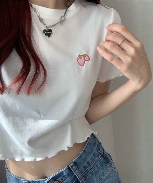 NANEA(ナネア)の「ワンポイント刺繍クロップド丈メローTシャツ(Tシャツ/カットソー・レディース・ピンク/ホワイト/ライトブルー/ブラック・SMALL)」の1枚目の写真