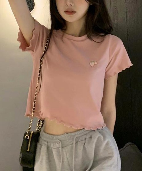 NANEA(ナネア)の「ワンポイント刺繍クロップド丈メローTシャツ(Tシャツ/カットソー・レディース・ピンク/ホワイト/ライトブルー/ブラック・SMALL)」の7枚目の写真
