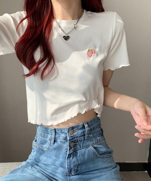 NANEA(ナネア)の「ワンポイント刺繍クロップド丈メローTシャツ(Tシャツ/カットソー・レディース・ピンク/ホワイト/ライトブルー/ブラック・SMALL)」の17枚目の写真