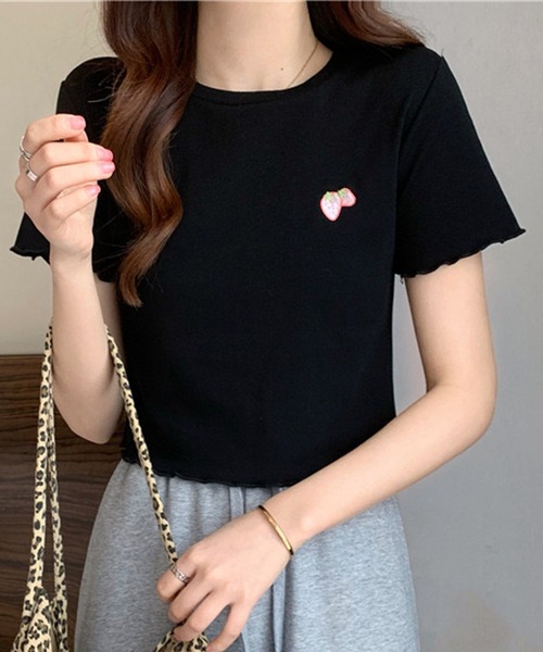 NANEA(ナネア)の「ワンポイント刺繍クロップド丈メローTシャツ(Tシャツ/カットソー・レディース・ピンク/ホワイト/ライトブルー/ブラック・SMALL)」の13枚目の写真