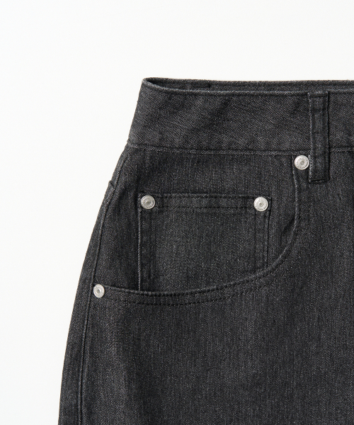 EXCONTAINER（エックスコンテナ）の「ローフェイドワイドデニムパンツ (WASHED BLACK)（デニムパンツ・メンズ・その他・SMALL/MEDIUM/LARGE/X-LARGE）」の3枚目の写真