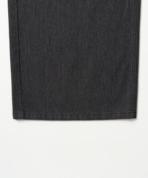 EXCONTAINER（エックスコンテナ）の「ローフェイドワイドデニムパンツ (WASHED BLACK)（デニムパンツ・メンズ・その他・SMALL/MEDIUM/LARGE/X-LARGE）」の5枚目の写真