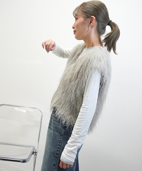 gossara（ゴサラ）の「サマーシャギーVネックベスト（ベスト・レディース・グレー/アイボリー/モカ・FREE）」の6枚目の写真