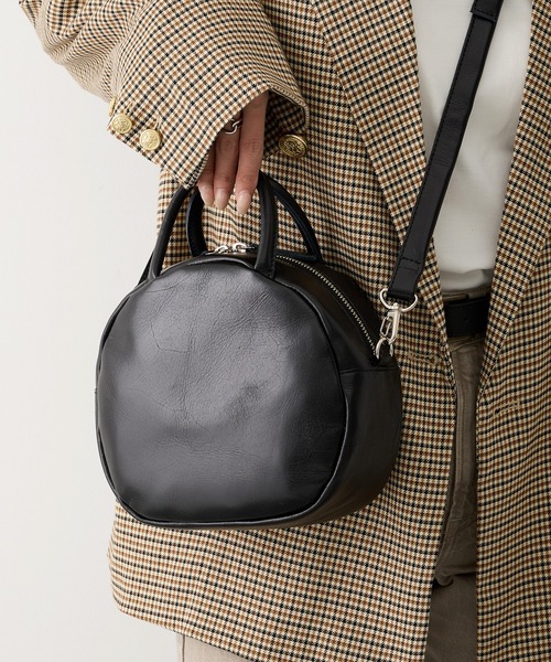 TIDEWAY(タイドウェイ)の「【TIDEWAY】ICY ROUND 2WAY BAG T3225(ショルダーバッグ・レディース・ブラック/ホワイト/レッド/グレイッシュベージュ・FREE)」の3枚目の写真