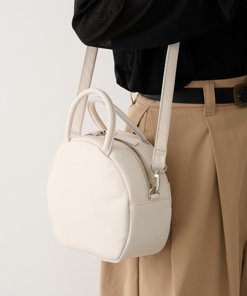 TIDEWAY(タイドウェイ)の「【TIDEWAY】ICY ROUND 2WAY BAG T3225(ショルダーバッグ・レディース・ブラック/ホワイト/レッド/グレイッシュベージュ・FREE)」の6枚目の写真