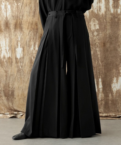 HARE（ハレ）の「【NARRIL】Judo-Style Hakama Trousers（デニムパンツ・メンズ・ブラック/ネイビー・SMALL/MEDIUM）」の6枚目の写真