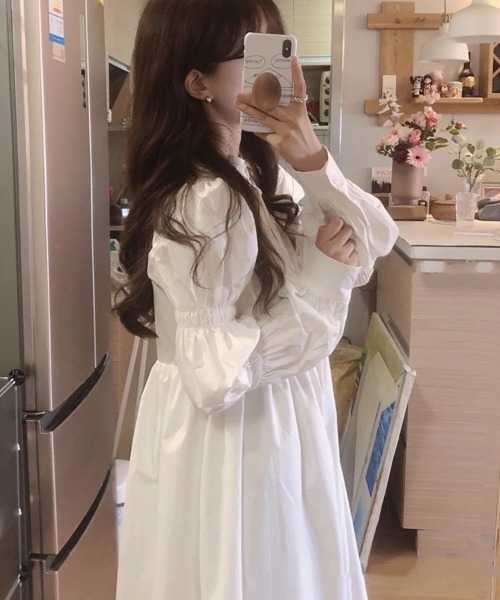 SallyLunn（サリーラン）の「ボリュームスリーブ ギャザーフレアワンピース（ワンピース・レディース・ホワイト・X-LARGE/MEDIUM/LARGE/FREE）」の4枚目の写真