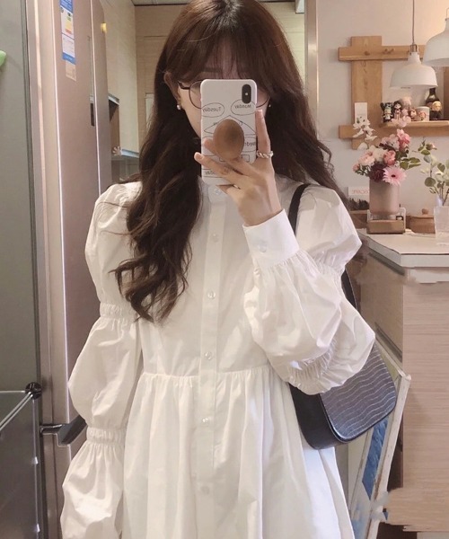 SallyLunn（サリーラン）の「ボリュームスリーブ ギャザーフレアワンピース（ワンピース・レディース・ホワイト・X-LARGE/MEDIUM/LARGE/FREE）」の5枚目の写真