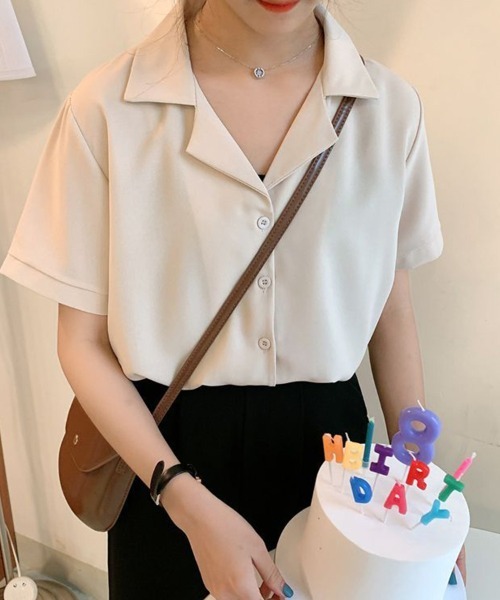 mielu(ミエル)の「オープンカラー半袖シャツ(シャツ/ブラウス・レディース・ホワイト/ベージュ/ブラック・LARGE/MEDIUM)」の7枚目の写真