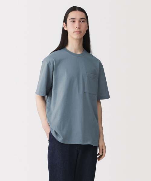 無印良品（ムジルシリョウヒン）の「紳士　洗いざらし天竺編みクルーネックワイド半袖Ｔシャツ（Tシャツ/カットソー・メンズ・ブルー系/ダークネイビー/ホワイト/グレー/スモーキーグリーン系/ブラック・S/M/L/XL）」の6枚目の写真