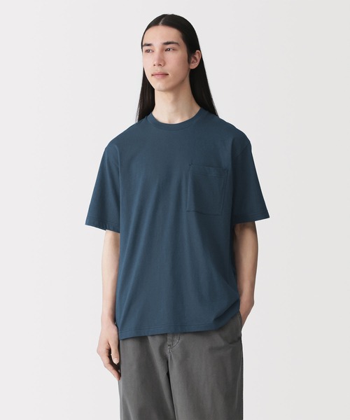 無印良品（ムジルシリョウヒン）の「紳士　洗いざらし天竺編みクルーネックワイド半袖Ｔシャツ（Tシャツ/カットソー・メンズ・ブルー系/ダークネイビー/ホワイト/グレー/スモーキーグリーン系/ブラック・S/M/L/XL）」の5枚目の写真