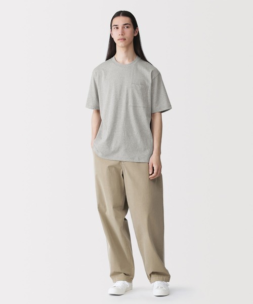 無印良品（ムジルシリョウヒン）の「紳士　洗いざらし天竺編みクルーネックワイド半袖Ｔシャツ（Tシャツ/カットソー・メンズ・ブルー系/ダークネイビー/ホワイト/グレー/スモーキーグリーン系/ブラック・S/M/L/XL）」の19枚目の写真