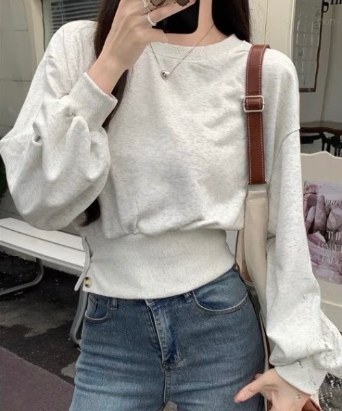 Alvia（アルビア）の「ショート丈スウェットプルオーバー　レーナー（Tシャツ/カットソー・レディース・グレー/アイボリー・M）」の11枚目の写真