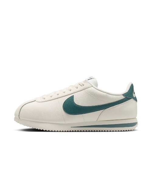 NIKE(ナイキ)の「NIKE W Cortez Leather(ナイキ コルテッツ レザー)(スニーカー・レディース・ホワイト系・23.5cm/23cm/29cm/28.5cm/28cm/27.5cm/27cm/26.5cm/26cm/25.5cm/25cm/24.5cm/24cm)」の2枚目の写真
