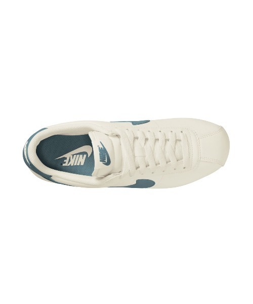 NIKE(ナイキ)の「NIKE W Cortez Leather(ナイキ コルテッツ レザー)(スニーカー・レディース・ホワイト系・23.5cm/23cm/29cm/28.5cm/28cm/27.5cm/27cm/26.5cm/26cm/25.5cm/25cm/24.5cm/24cm)」の4枚目の写真