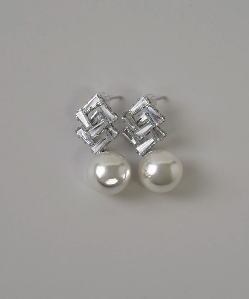LA MUe(ラミュー)の「【LA MUE】シルバー925ポスト パール×ビジュー ドロップピアス(ピアス(両耳用)・レディース・ゴールド/シルバー・FREE)」の6枚目の写真