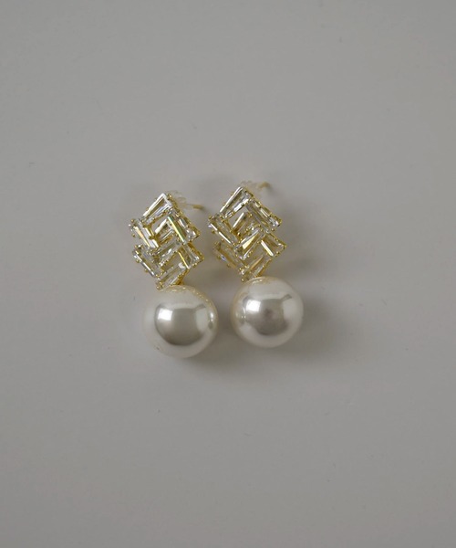LA MUe(ラミュー)の「【LA MUE】シルバー925ポスト パール×ビジュー ドロップピアス(ピアス(両耳用)・レディース・ゴールド/シルバー・FREE)」の7枚目の写真