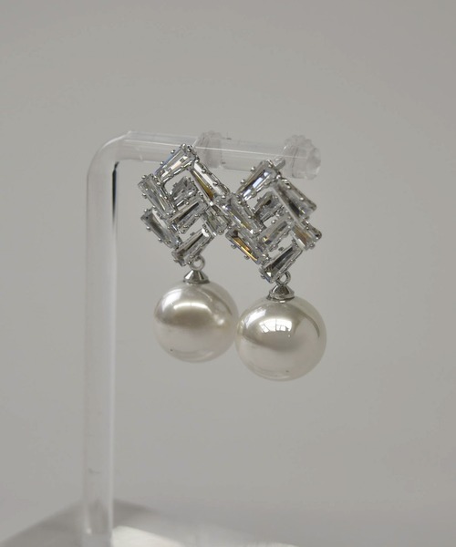 LA MUe(ラミュー)の「【LA MUE】シルバー925ポスト パール×ビジュー ドロップピアス(ピアス(両耳用)・レディース・ゴールド/シルバー・FREE)」の9枚目の写真
