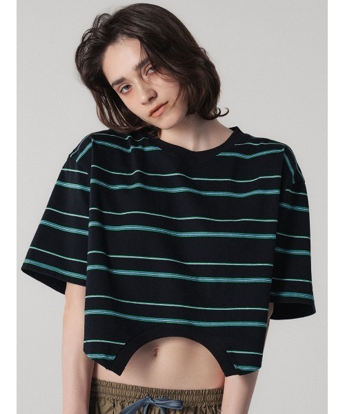 ELCHELE(エルチェレ)の「SAKASA OVER TEE(Tシャツ/カットソー・レディース・アイボリー/ブラック/カーキ・FREE)」の4枚目の写真