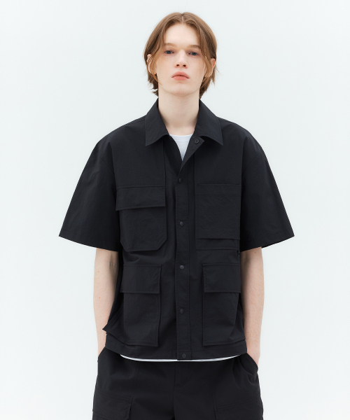 MINDBRIDGE(マインドブリッジ)の「アウトポケット半袖シャケット - 2カラー MYWS3141(シャツ/ブラウス・メンズ・ブラック/ダークカーキ・100/95/105)」の4枚目の写真