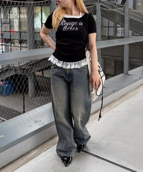 continuer de NICE CLAUP(コンティニューデナイスクラップ)の「裾レースキラキラロゴホルターT(Tシャツ/カットソー・レディース・ピンク/ブラック/トップグレー/その他11/ドット・FREE)」の21枚目の写真