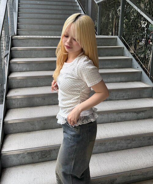 continuer de NICE CLAUP(コンティニューデナイスクラップ)の「裾レースキラキラロゴホルターT(Tシャツ/カットソー・レディース・ピンク/ブラック/トップグレー/その他11/ドット・FREE)」の8枚目の写真