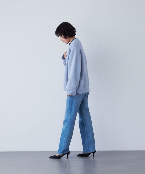 YANUK(ヤヌーク)の「Low Rise スリムストレート "LOUISE"(デニムパンツ・レディース・ブルー・26inch/24inch/23inch/22inch/21inch/25inch)」の5枚目の写真