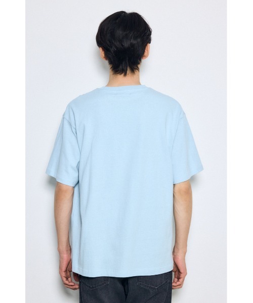 AZUL by moussy(アズールバイマウジー)の「ボックスロゴTシャツ 半袖 夏服 秋服 春服 ストリート系(Tシャツ/カットソー・メンズ・サックスブルー/ホワイト/ライトグレー・SMALL/MEDIUM/LARGE)」の7枚目の写真