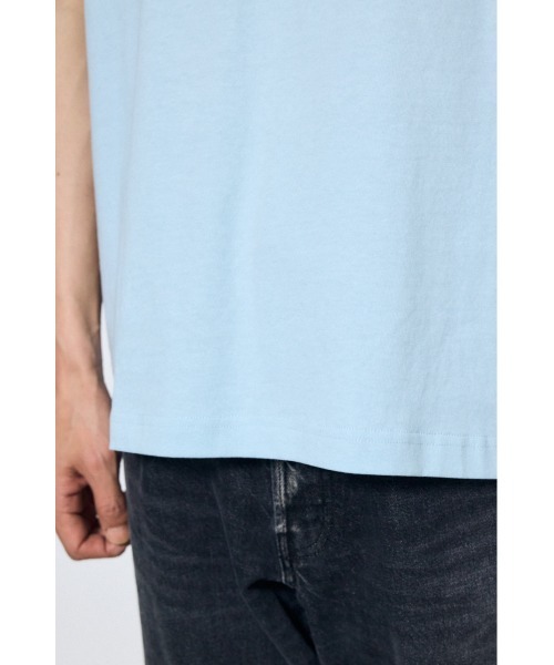AZUL by moussy(アズールバイマウジー)の「ボックスロゴTシャツ 半袖 夏服 秋服 春服 ストリート系(Tシャツ/カットソー・メンズ・サックスブルー/ホワイト/ライトグレー・SMALL/MEDIUM/LARGE)」の10枚目の写真
