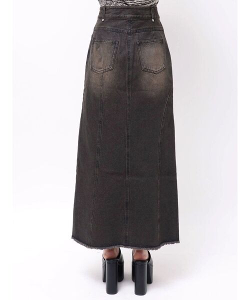 MURUA（ムルーア）の「デニムスリットロングスカート　夏服（デニムスカート・レディース・ブラック/ブラウン・2/1）」の4枚目の写真