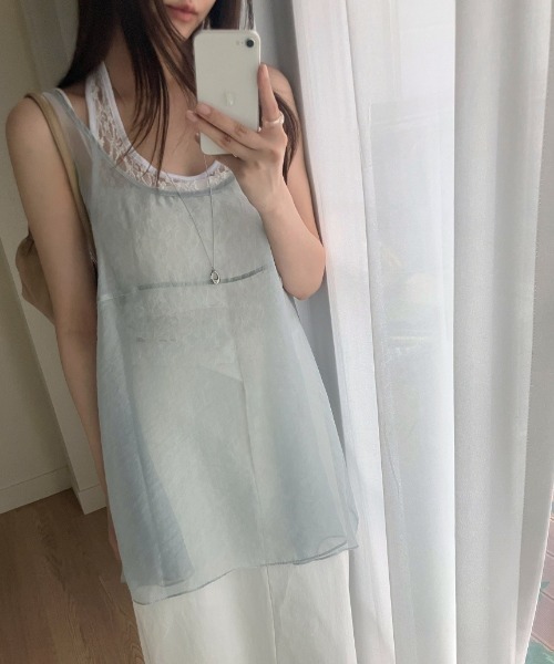 YUGA(ユーガ)の「YUGA_YGMC Korean-style Lace innerwear, sheer layered top(キャミソール・レディース・ライトグリーン/ホワイト/ボルドー・FREE)」の18枚目の写真