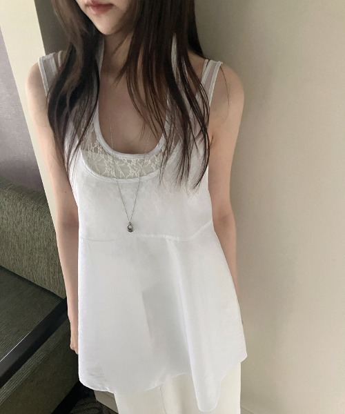 YUGA(ユーガ)の「YUGA_YGMC Korean-style Lace innerwear, sheer layered top(キャミソール・レディース・ライトグリーン/ホワイト/ボルドー・FREE)」の9枚目の写真