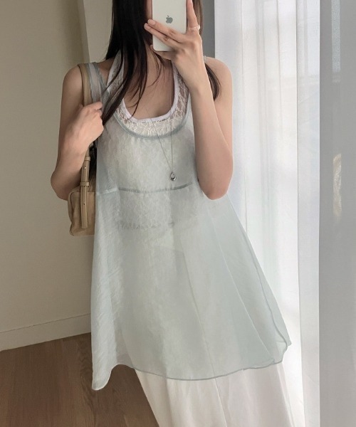 YUGA(ユーガ)の「YUGA_YGMC Korean-style Lace innerwear, sheer layered top(キャミソール・レディース・ライトグリーン/ホワイト/ボルドー・FREE)」の20枚目の写真