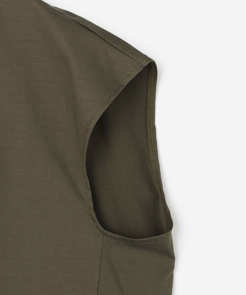 HAVERSACK(ハバーザック)の「HAVERSACK | 〈別注〉コクーンノースリーブTシャツ WOMEN(Tシャツ/カットソー・レディース・グレイッシュベージュ/ネイビー/ホワイト・0)」の7枚目の写真