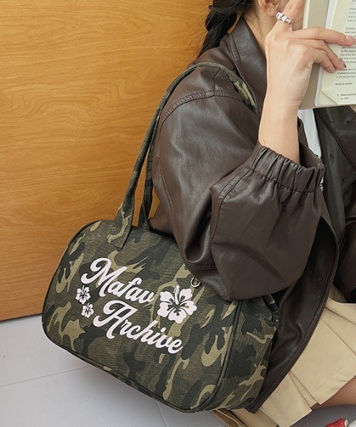 SHEPP(シープ)の「カモフラージュ ハイビスカス刺繍 ミニボストンバッグ(バックパック/リュック・レディース・カーキ/グリーン・F)」の7枚目の写真