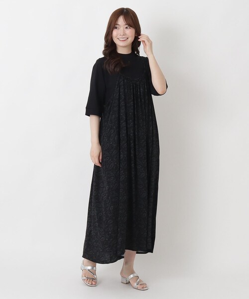 one'sterrace(ワンズテラス)の「【ひんやり】 キャミワンピース(ワンピース・レディース・ブラック系8/その他・02)」の1枚目の写真
