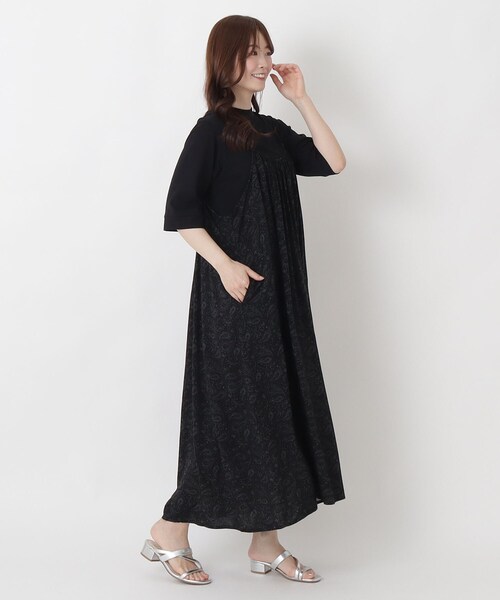 one'sterrace(ワンズテラス)の「【ひんやり】 キャミワンピース(ワンピース・レディース・ブラック系8/その他・02)」の3枚目の写真