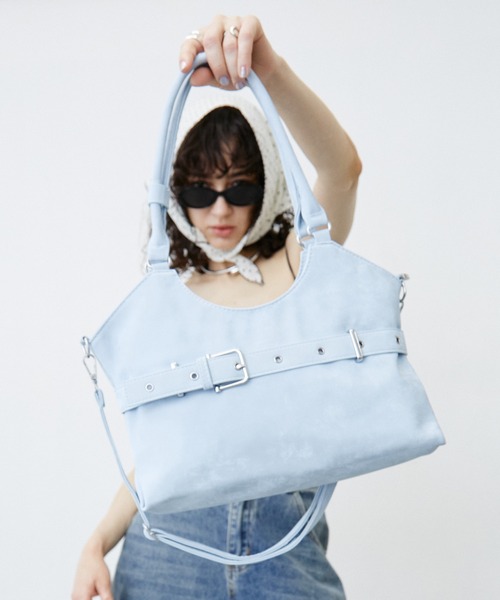 uyu.(ウユ)の「ベルトバックルトートバッグ/ショルダーバッグ/クラッシュ加工(トートバッグ・レディース・シルバー/ブラック/ブルー・FREE)」の3枚目の写真