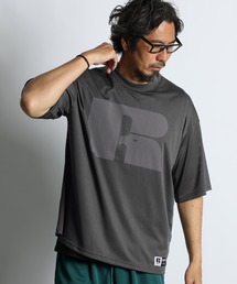 Russell Athletic（ラッセルアスレティック）の「〔BLACK LABEL〕"A-PACK" RUSSELL ATHLETIC OVERSIZED MESH TEE:セットアップ対応 ラッセルアスレティック別注 メッシュTシャツ   ストリートスポーツ   アクティブウェア（Tシャツ/カットソー）」