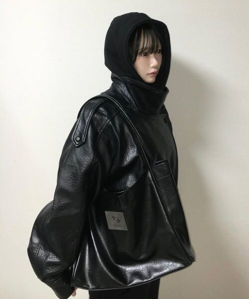 COIRIS（コイリス）の「[ポーチプレゼント] ルービックスレザーショルダーバッグ（ショルダーバッグ・レディース・ブラック・FREE）」の16枚目の写真