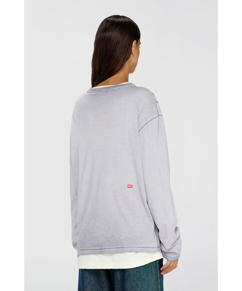 DIESEL（ディーゼル）の「ウィメンズ 長袖Tシャツ T-HILARY-LS-AA2（Tシャツ/カットソー・レディース・ベージュ系その他/パープル・SMALL/X-SMALL/MEDIUM/XX-SMALL/LARGE）」の5枚目の写真