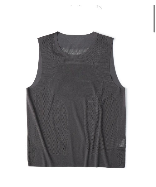 WHITE MOUNTAINEERING(ホワイトマウンテニアリング)の「【White Mountaineering】ホワイトマウンテニアリング Wair SLEEVELESS KNIT(Tシャツ/カットソー・メンズ・グレー/ネイビー・1/0)」の2枚目の写真