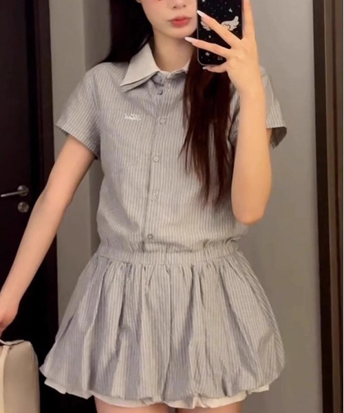 ＆soiree（アンドソワレ）の「ストライプ柄バルーンシャツワンピース（ワンピース・レディース・グレー・LARGE/MEDIUM/SMALL）」の3枚目の写真