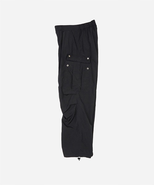 raucohouse(ラウコハウス)の「ナイロンスナップワイドカーゴパンツ(カーゴパンツ・レディース・ブラック/カーキ・S/M)」の14枚目の写真