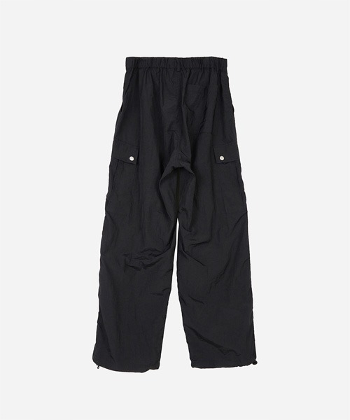 raucohouse(ラウコハウス)の「ナイロンスナップワイドカーゴパンツ(カーゴパンツ・レディース・ブラック/カーキ・S/M)」の13枚目の写真