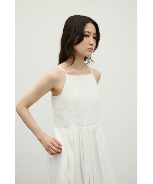 STYLEMIXER(スタイルミキサー)の「シャーリングギャザーキャミワンピース(ワンピース・レディース・ブラック/ホワイト/ブラウン・MEDIUM/SMALL)」の8枚目の写真