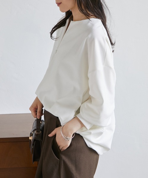RANAN(ラナン)の「裏起毛ハーフジップコクーントップス(Tシャツ/カットソー・レディース・ダークネイビー/オフホワイト/グレイッシュベージュ/ブラック・M/LL/L/3L)」の14枚目の写真
